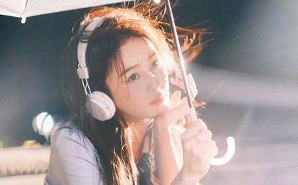 "Nữ thần thế hệ mới" số 1 Hoa ngữ hiện tại: Chủ nhân đào hoa nhãn đúng nghĩa, zoom cận lấp lánh như sao trời
