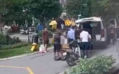 Phát hiện người phụ nữ tử vong trong nhà tắm tầng 19 chung cư cao cấp