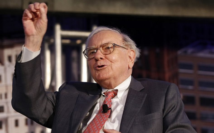 Phỏng vấn xin việc với Warren Buffett, vị CEO kinh ngạc vì tư duy "thông minh không quyết định thành công", rút ra 2 bài học đắt giá không bao giờ lỗi thời