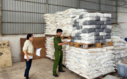 Phát hiện 25 tấn hóa chất và mỹ phẩm không rõ nguồn gốc
