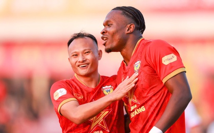 Hai trò cũ thầy Park cùng lập công, “đại gia” V.League lâm nguy bởi đội bóng của sao Việt kiều