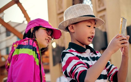 "Đừng đưa con đi du lịch", chia sẻ của một người mẹ là bác sĩ lúc nửa đêm khiến phụ huynh đồng tình tuyệt đối