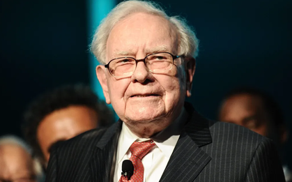 Warren Buffett thẳng thắn: Đừng kì kèo về LƯƠNG khi mới đi làm, đào sâu vào 1 YẾU TỐ có thể định đoạt sự nghiệp của bạn!