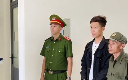 Bắt gã đàn ông sang Campuchia cho thuê tài khoản ngân hàng để 'rửa tiền'