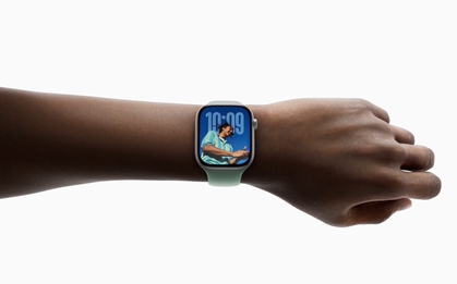 Apple Watch nâng cấp lớn với watchOS 26: Giao diện mới, dịch tin nhắn với AI, biết động viên đi tập