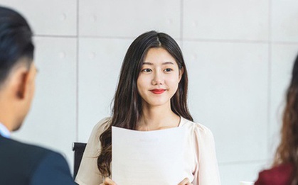 "Làm sao bán được giày cao gót cho nàng tiên cá?" - Nữ ứng viên trả lời quá thông minh, được nhận việc ngay