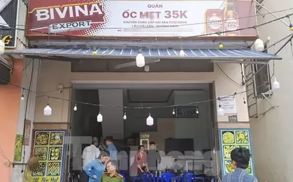 Một quán ốc ở Quy Nhơn bị 'tố' bán đồ ôi thiu