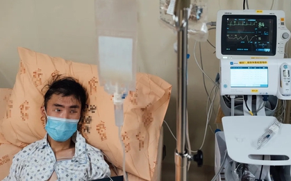 Chàng trai 23 tuổi tiểu ra máu, suýt mất mạng vì mê loại đồ uống nhiều người trẻ không có là “bứt rứt trong người”