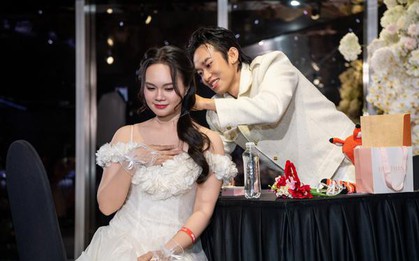 Thắng đời 1 - 0: Cô gái được Kay Trần đeo dây chuyền “tỏ tình” tại fansign