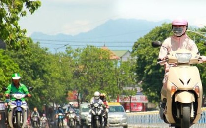 Thời tiết Bắc Bộ và Trung Bộ nắng nóng gay gắt