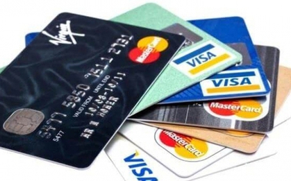 11 loại phí cần biết khi sử dụng thẻ tín dụng: Cẩn trọng để không "nợ chồng nợ"
