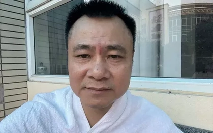 NSND Tự Long xin lỗi
