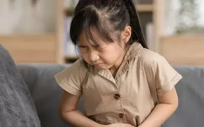 Nhiều trẻ nhập viện vì chảy máu dạ dày, nguyên nhân khiến cha mẹ sửng sốt