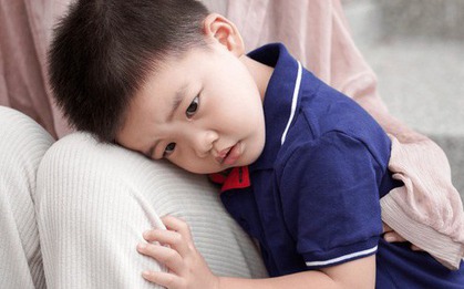 Cha mẹ nên ngừng truyền bá loại TƯ TƯỞNG này cho con: Trẻ nhỏ thì nhu nhược, lớn lên thì tự ti, thấp kém
