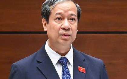 Bộ trưởng GD&ĐT thừa nhận lương giáo viên chưa đủ sống dẫn đến dạy thêm