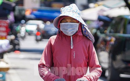 Miền Bắc nắng nóng trên 40 độ trước khi chuyển mưa dông