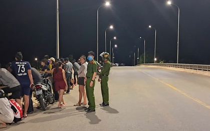 Nghi một thanh niên nhảy cầu Xuân Sơn, lực lượng chức năng đang tìm kiếm