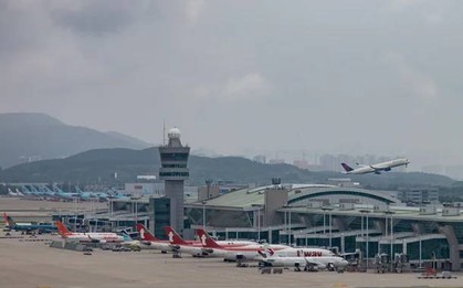 Trẻ sơ sinh tử vong sau khi chào đời trên chuyến bay tới Hàn Quốc, cảnh sát mở rộng điều tra