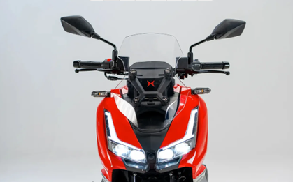 Xe ga thiết kế phá cách, bình xăng lớn gấp đôi Honda SH, trang bị loạt công nghệ vượt tầm phân khúc