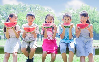4 kiểu nghỉ hè khiến con mệt hơn đi học