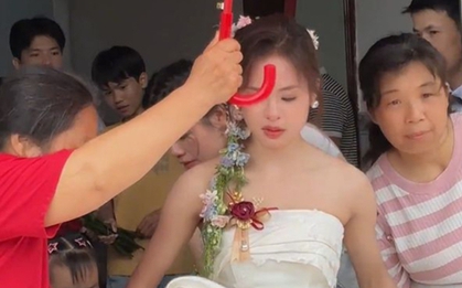 Cô dâu "gây sốt" tại đám cưới quê vì quá xinh đẹp, nhan sắc nổi bật như tiên nữ