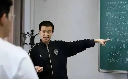 Người phụ nữ đặc biệt đứng sau thành công của thiên tài Toán học nổi tiếng nhất Trung Quốc - Vi Thần