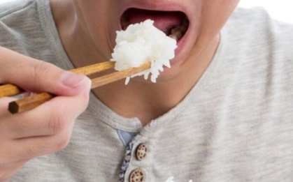 Nên ăn mấy bát cơm một ngày?