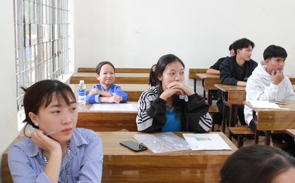 Nguyễn Văn Thiện - "dũng sĩ tí hon" giữa Kỳ thi tốt nghiệp THPT