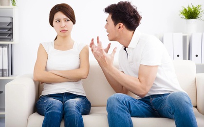 Thu nhập của tôi cao gấp 7 lần vợ nhưng cô ấy vẫn đòi chia việc nhà