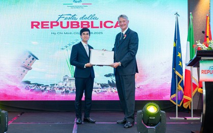 Giảng viên đại học Tôn Đức Thắng nhận tước hiệu Hiệp sĩ Cộng hòa Italia