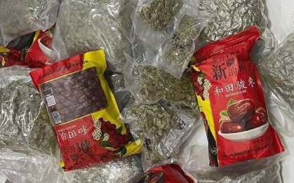 Nguỵ trang hơn 200kg cần sa giao dịch qua đường chuyển phát