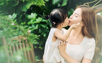 Nếu tôi là cô bé ấy của năm 18 tuổi, tôi muốn nói: Khi ba mẹ cãi nhau, con là người thua cuộc!