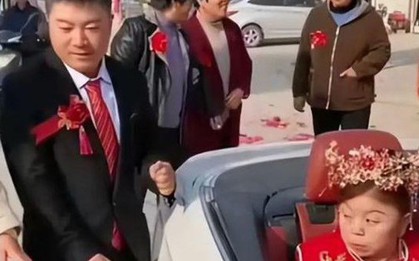 Chàng trai 27 lấy vợ 59 tuổi, sốc nặng với yêu cầu của cô dâu trong đám cưới
