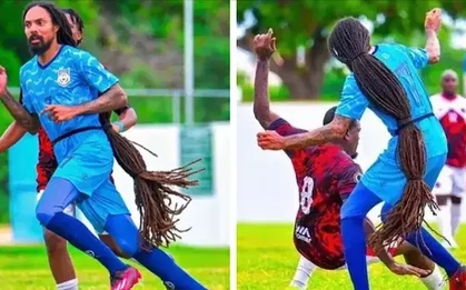 Kỳ lạ: Cầu thủ đá vòng loại World Cup với bộ tóc dài tới gần… gót chân