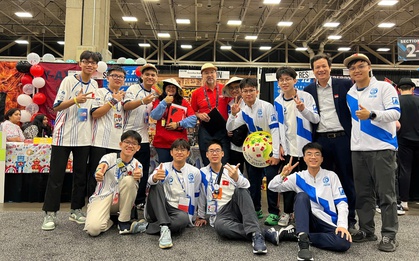 Đội tuyển học sinh Việt Nam xuất sắc giành 2 giải tại giải Robotics lớn nhất thế giới, lọt top 4/419 đội thi: Lá cờ đỏ tung bay trên bản đồ tri thức!