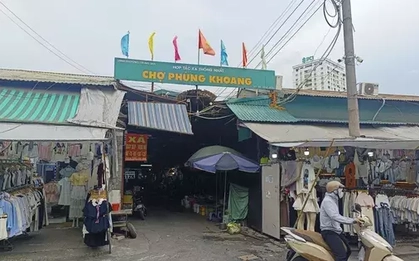 Tiểu thương ở chợ Phùng Khoang bức xúc vì bị "vạ lây" vụ thịt lợn nhiễm dịch tả lợn châu Phi