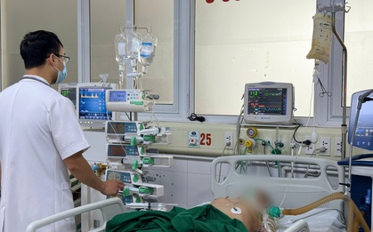 Cụ ông liệt hoàn toàn tứ chi sau khi tiêm thuốc giảm đau tại một phòng khám tư nhân