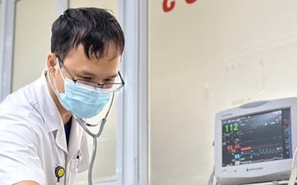 Liệt hoàn toàn sau mũi tiêm giảm đau tại phòng khám tư