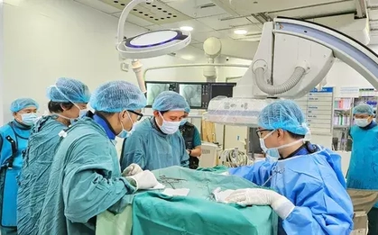 Đột tử 2 lần khi ngủ, người đàn ông thoát chết khó tin