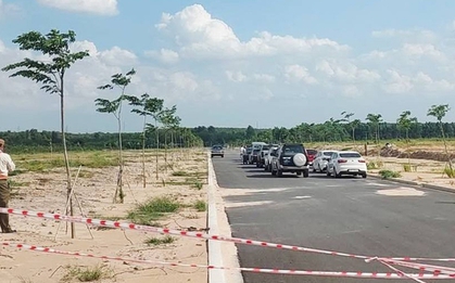 Vụ người đàn ông mặc áo xe ôm công nghệ tử vong bí ẩn giữa bãi đất trống: Tạm giữ 1 thanh niên
