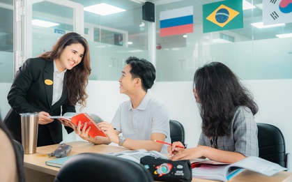 HUFLIT 2025 có gì hot? Trường đại học đa ngành với loạt ngành "đón sóng" thị trường lao động