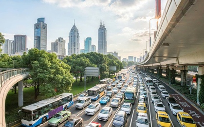 Trung Quốc đưa xe điện thay thế xe xăng thế nào?