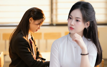 Sốc trước "visual" của nữ thủ khoa đạt 30 điểm tuyệt đối Toán, Lý, Hóa: Người đâu đã xinh như tiên còn giỏi thế này