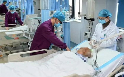 Một phụ nữ đột ngột qua đời giữa đêm vì nhồi máu não, bác sĩ thở dài: Mê 4 món này mạch máu không tắc mới lạ!