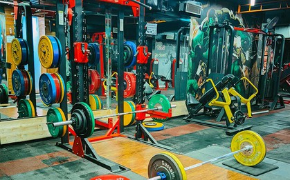 Phòng gym làm ăn thua lỗ, ông chủ giả vờ tổ chức du lịch rồi lừa bán hơn 30 nhân viên sang Myanmar