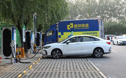 Trung Quốc xây dựng mạng lưới trạm sạc xe điện lớn nhất thế giới thế nào?