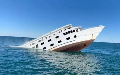 Những lưu ý quan trọng khi đi du lịch gặp sự cố tàu chìm