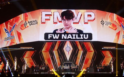 Nailiu "out trình", cầm Toro đi đường Caesar cũng đưa Flash Wolves vô địch APL 2025