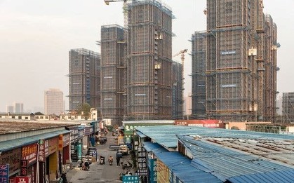 Nở rộ chiêu lừa đảo mới trên thị trường bất động sản đang dư thừa hơn 60 triệu căn nhà, một số ngân hàng biết nhưng nhắm mắt làm ngơ