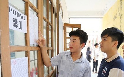Phụ huynh Hà Nội tiếc nuối vì con đỗ nguyện vọng 3 nhưng không thể đăng ký trường tuyển "tràn tuyến"